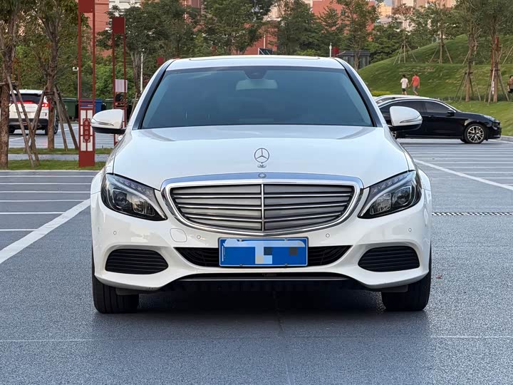 Mercedes-Benz C-Class C 180 L — фото 2