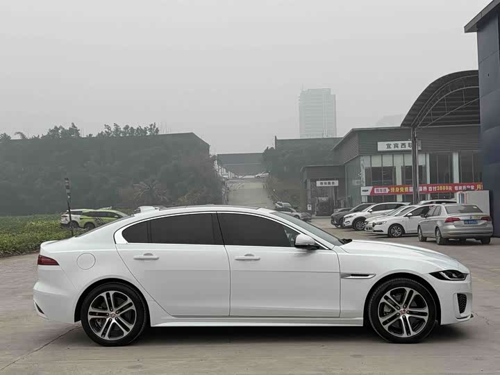 Jaguar XEL 2024 2.0 T 250 PS R-DYNAMIC S — фото 23