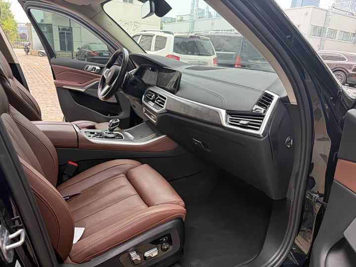 BMW X5 2021 x Drive 40i M — фото 8