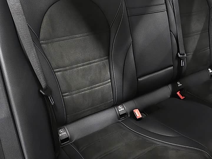 Mercedes-Benz C-Class 2019 AMG C 63 — фото 18