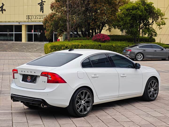 Volvo S60 2019 S 60 L T 5 — фото 4