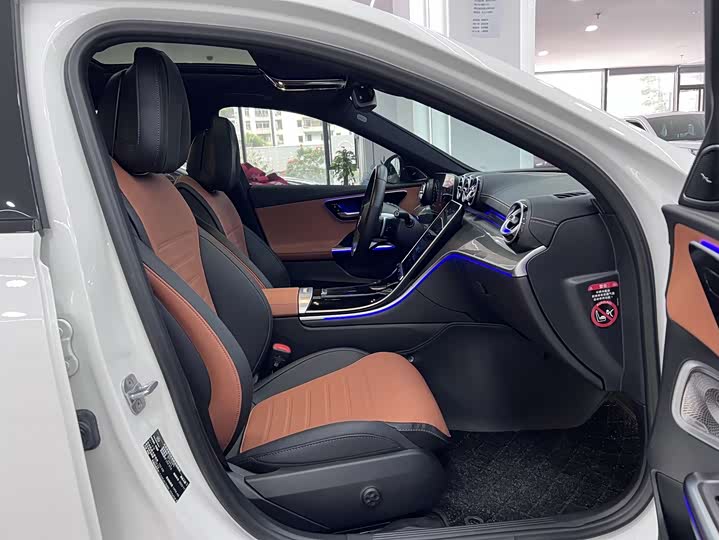 Mercedes-Benz C-Class 2024 C 260 L — фото 10