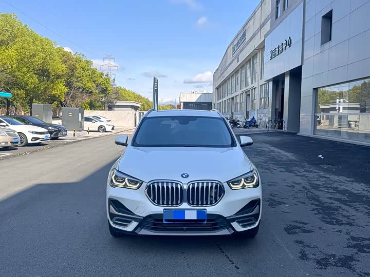 BMW X1 2021 s Drive 25 Li Leading — фото 2