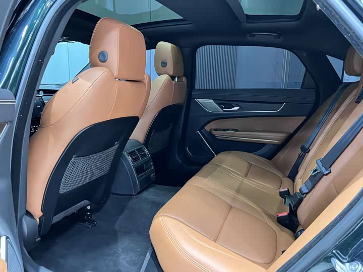 Jaguar XFL 2022 XFL 2.0 T P 250 2 WD — фото 4