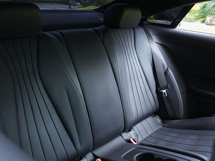 Mercedes-Benz E-Class 2019 E 350 4 MATIC — фото 5