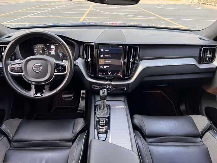 Volvo XC60 2020 T 5 4 WD — фото 8