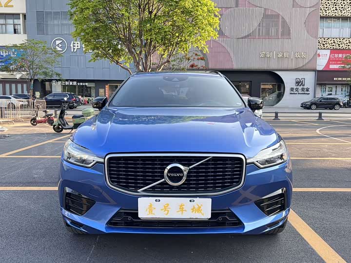 Volvo XC60 2020 T 5 4 WD — фото 2