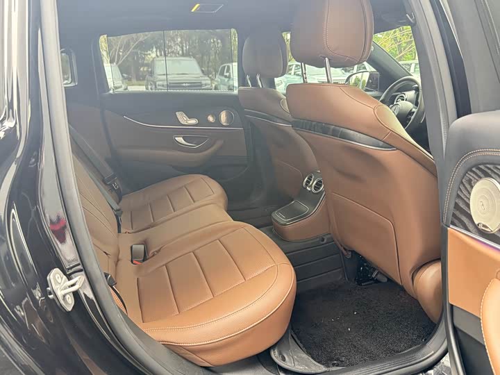 Mercedes-Benz E-Class 2020 E 300 L — фото 12