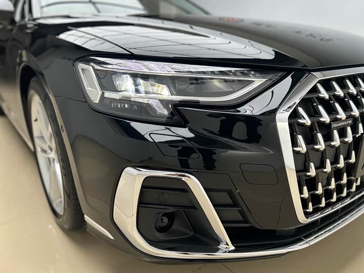 Audi A8 2023 A 8 L 50 TFSI quattro — фото 19