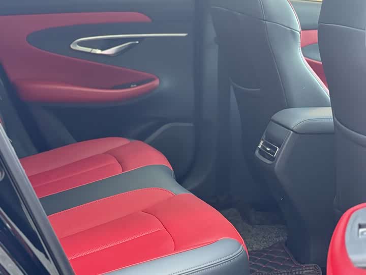 Changan UNI-T 2020 1.5 T Premium — фото 8