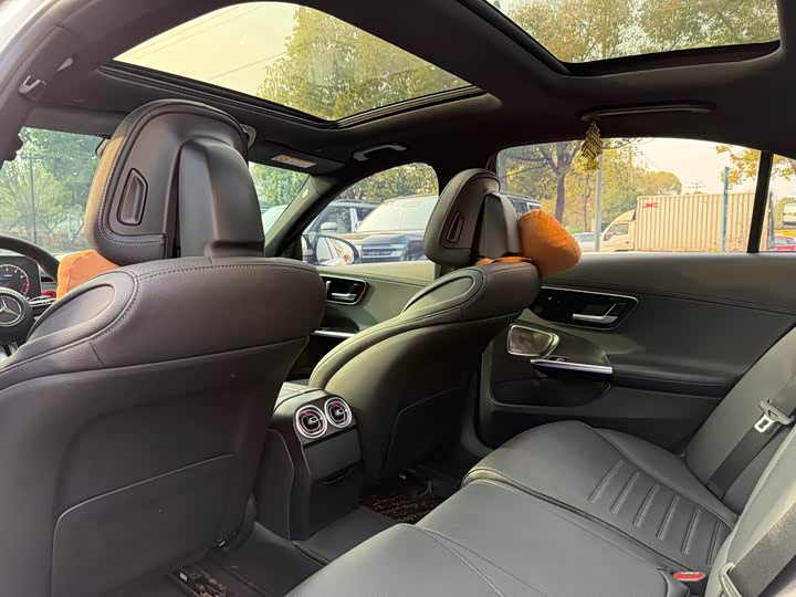 Mercedes-Benz C-Class 2022 C 260 L — фото 6