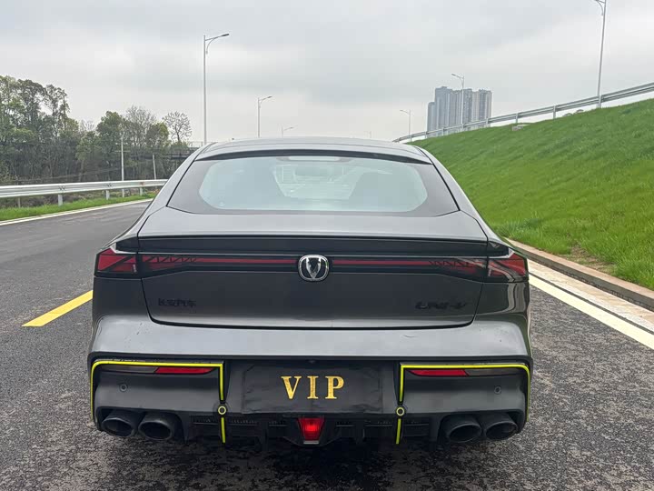 Changan UNI-V 2022 2.0 T — фото 6