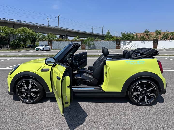 MINI Cabrio — фото 17