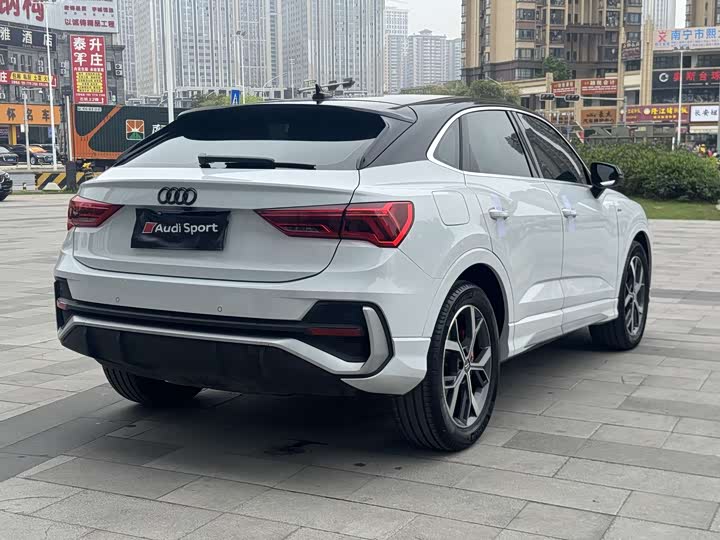 Audi Q3 Sportback 2020 40 TFSI — фото 4