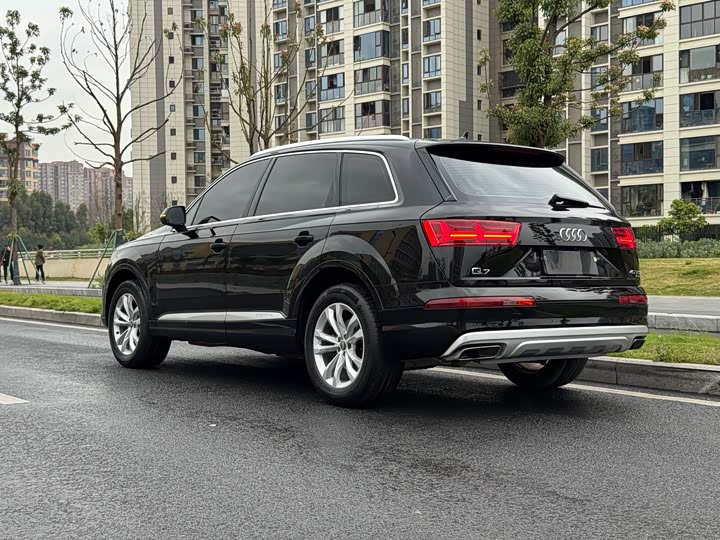 Audi Q7 2016 40 TFSI Comfort — фото 13