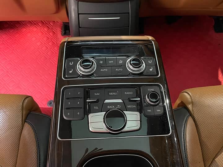Audi A8 2017 A 8 L 45 TFSI quattro — фото 18