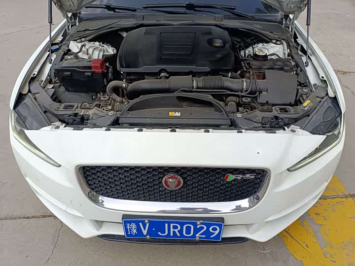 Jaguar XEL 2019 2.0 T 200 PS — фото 20