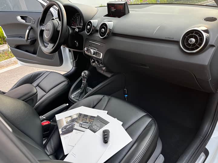 Audi A1 2016 30 TFSI Sportback Design — фото 6