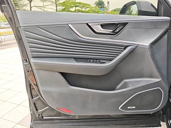 Hongqi HS5 2023 2.0 T Pro 50 — фото 16
