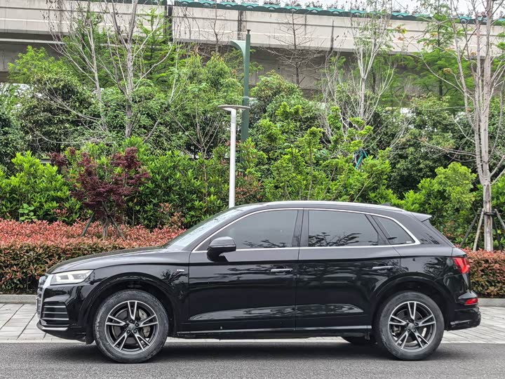 Audi Q5L 2020 40 TFSI — фото 7