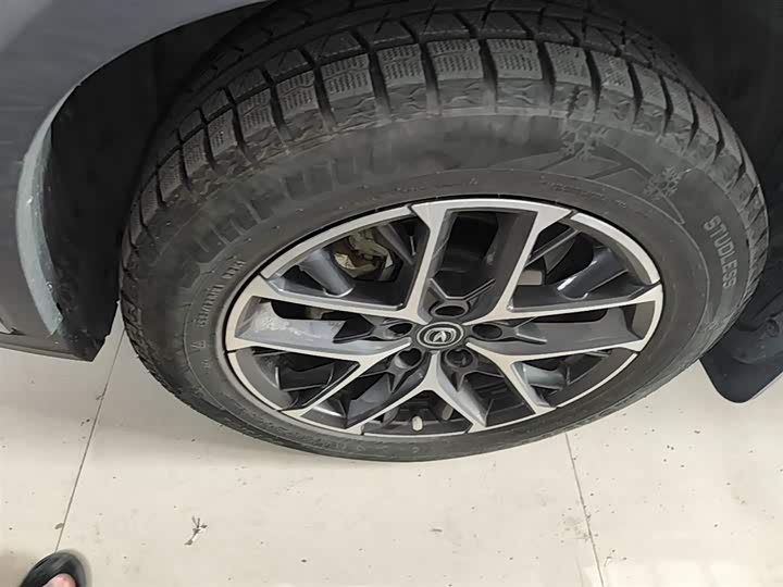 Changan CS75 PLUS 2022 1.5 T AT — фото 23