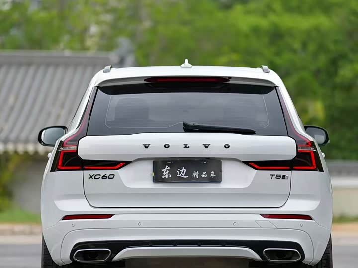 Volvo XC60 2021 T 5 4 WD — фото 9