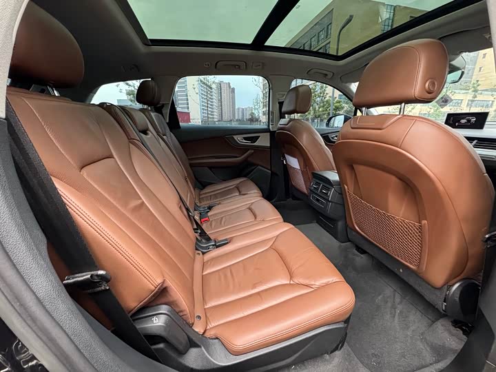 Audi Q7 2016 40 TFSI Comfort — фото 9