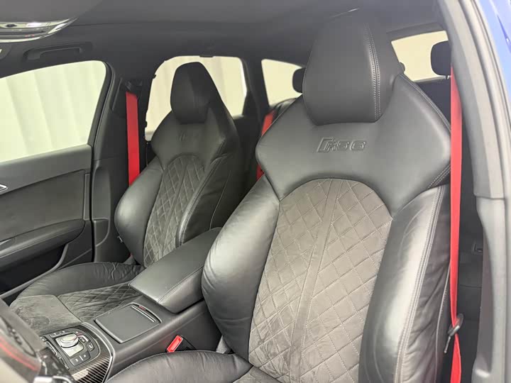 Audi RS6 2016 RS 6 4.0 T Avant — фото 8