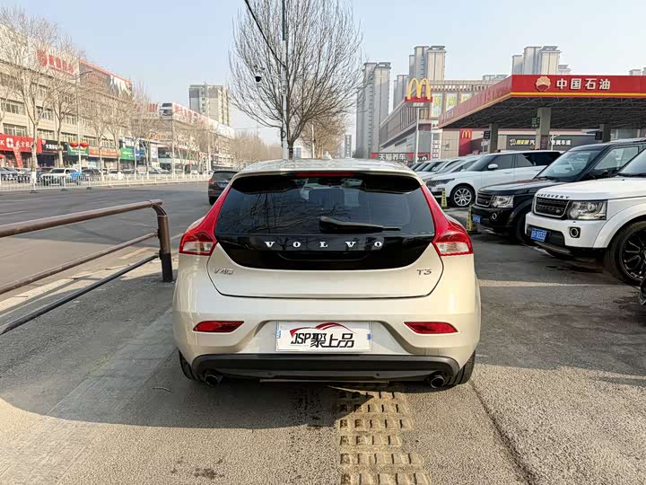Volvo V40 2017 T 3 — фото 12