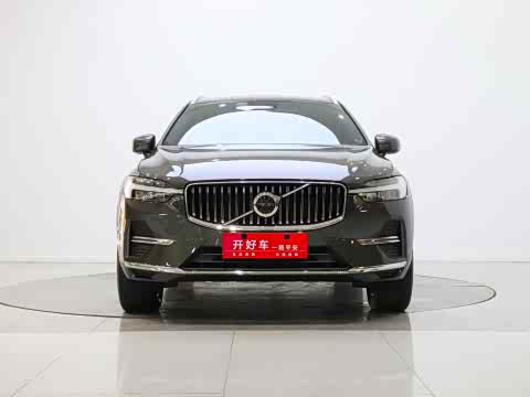 Volvo XC60 2022 B 5 4 WD — фото 21