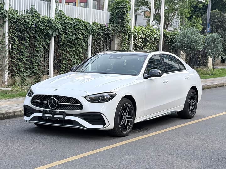 Mercedes-Benz C-Class 2024 C 260 L — фото 1