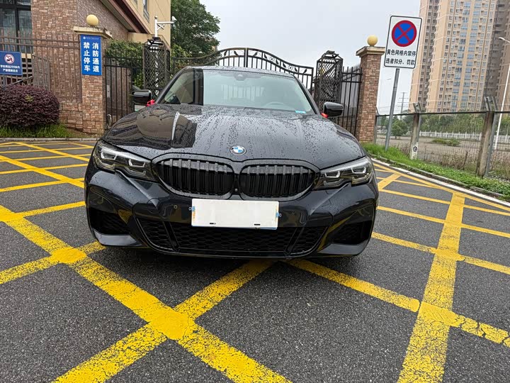 BMW 3-Series 2022 325i M