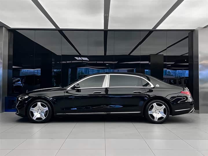 Maybach S-Class 2025 S 480 4 MATIC — фото 3