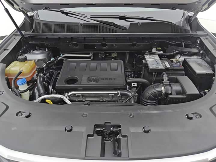 Changan CS85 COUPE 2021 2.0 T ATLuxury — фото 10