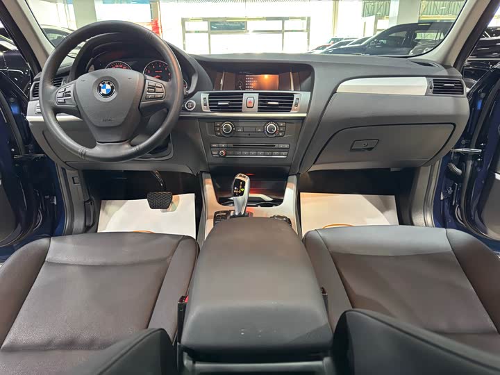 BMW X3 2016 s Drive 20i — фото 10