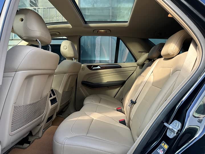 Mercedes-Benz M-Class 2015 ML 400 4 MATIC — фото 7