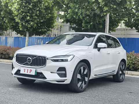 Volvo XC60 Hybrid 2024 T 8 PHEV 4 WD — фото 10