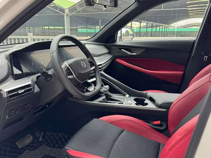 Changan CS35 PLUS 2023 1.4 T DCTLuxury — фото 7