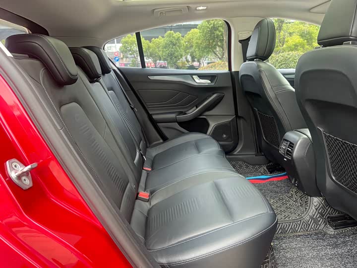 Ford Active 2020 Eco Boost 180 AT — фото 15