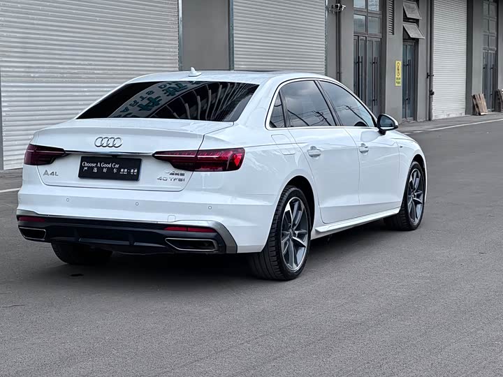 Audi A4L 2020 40 TFSI — фото 5