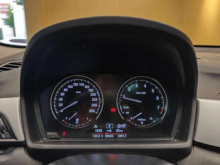 BMW X1 2019 s Drive 20 Li Leading — фото 35