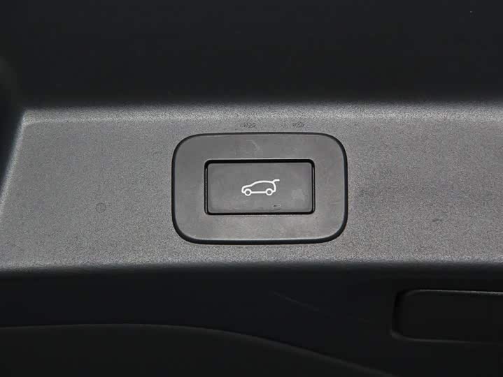 Jaguar F-PACE 2024 P 250 R-Dynamic SE — фото 28