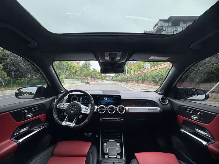 Mercedes-Benz GLB AMG 2021 AMG GLB 35 4 MATIC — фото 6
