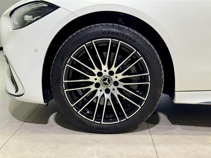 Mercedes-Benz C-Class 2023 C 260 L — фото 10