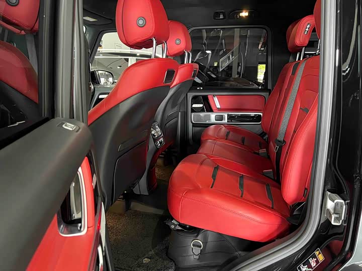 Mercedes-Benz G-Class 2022 AMG G 63 — фото 18