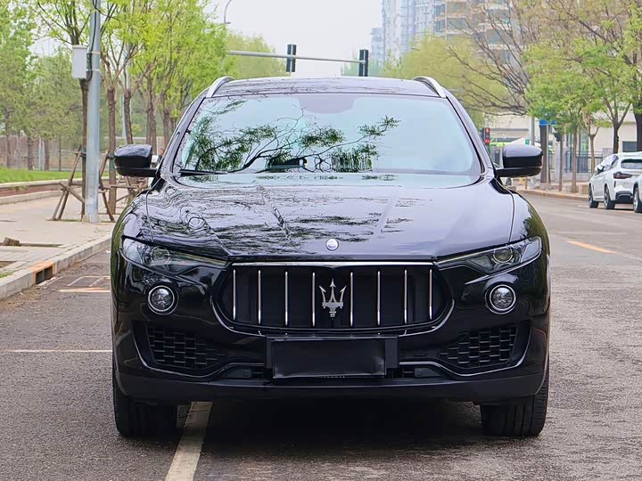 Maserati Levante 2016 3.0 T Standard — фото 2