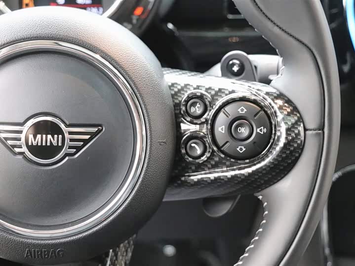 MINI Clubman — фото 17