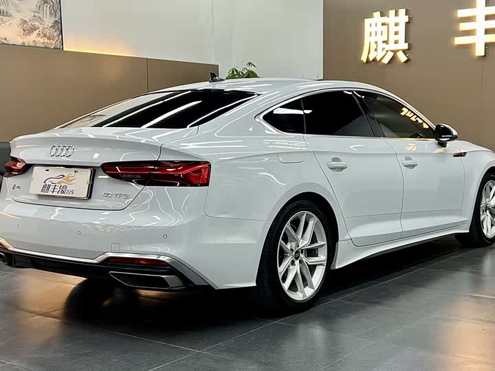 Audi A5 2024 Sportback 40 TFSI — фото 14