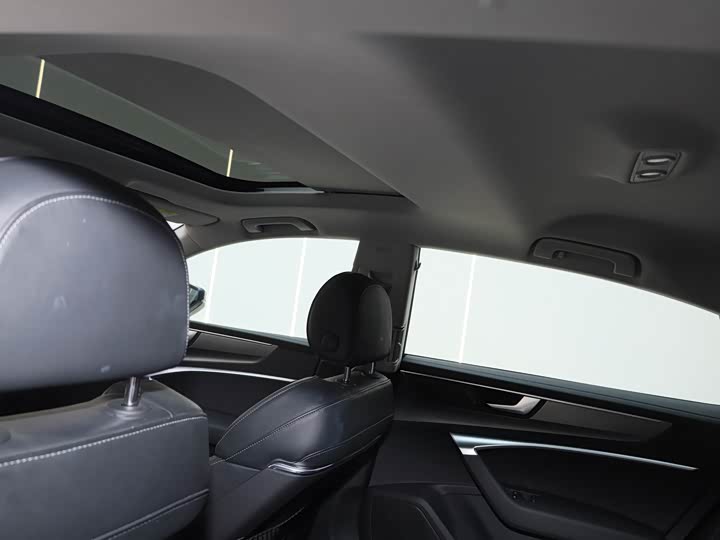 Audi A7L 2024 45 TFSI S-line — фото 24