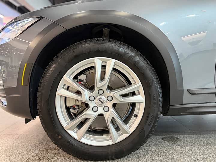 Volvo V90 2019 Cross Country T 5 AWD VI — фото 21
